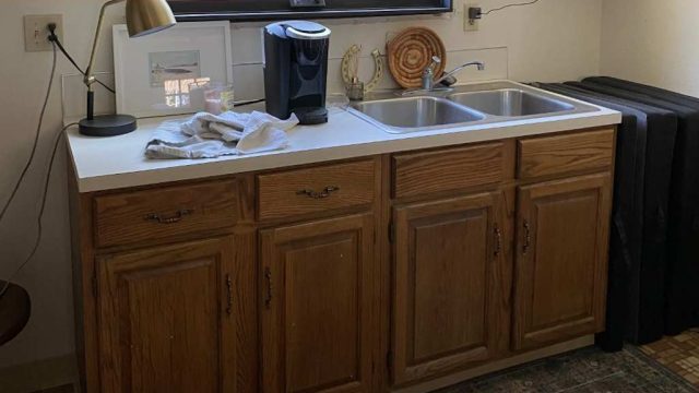 Revamping Your Kitchenette: A Trendy Transformation for 2023