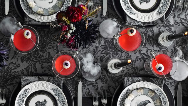 Revamping Tradition: The Bold New Take on French Toile for Home Decor