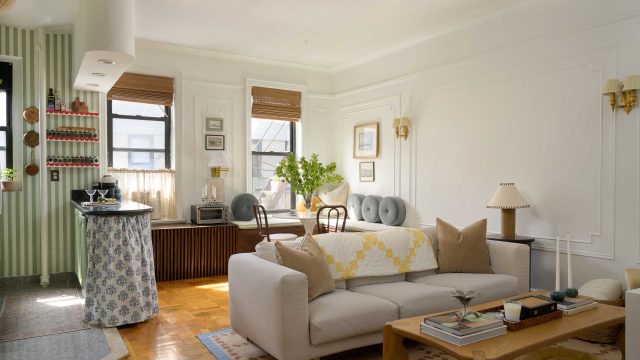 Affordable Small-Space Sofas: Top Picks Under $1,000