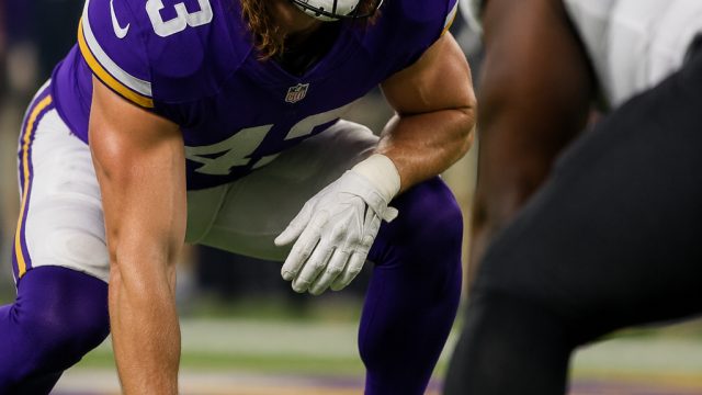Vikings Face Crucial Decisions on Edge Positions Ahead of Season